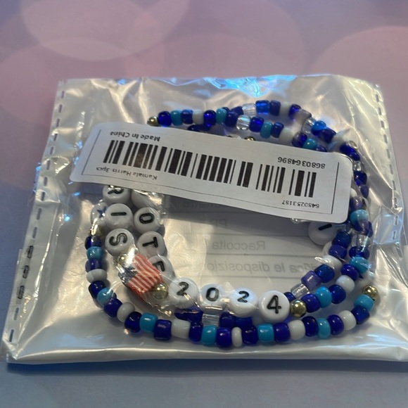 Kamala Harris 2024 Flag Friendship Bracelets - Picture 8 of 14